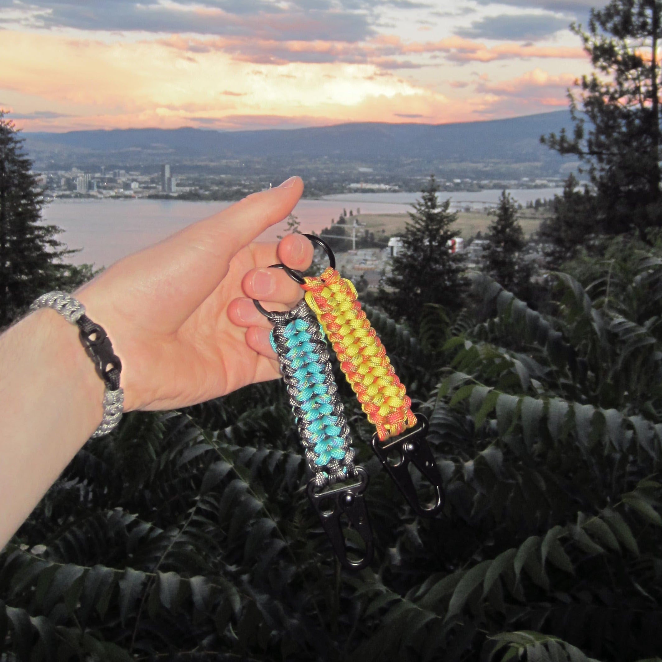 KEYCHAIN BUNDLE | ASSORTED