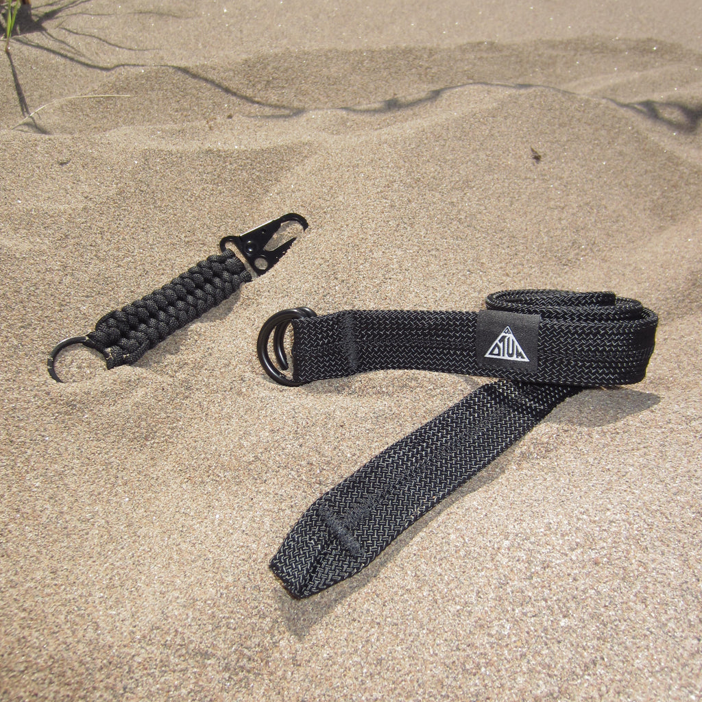 BLACKOUT KEYCHAIN