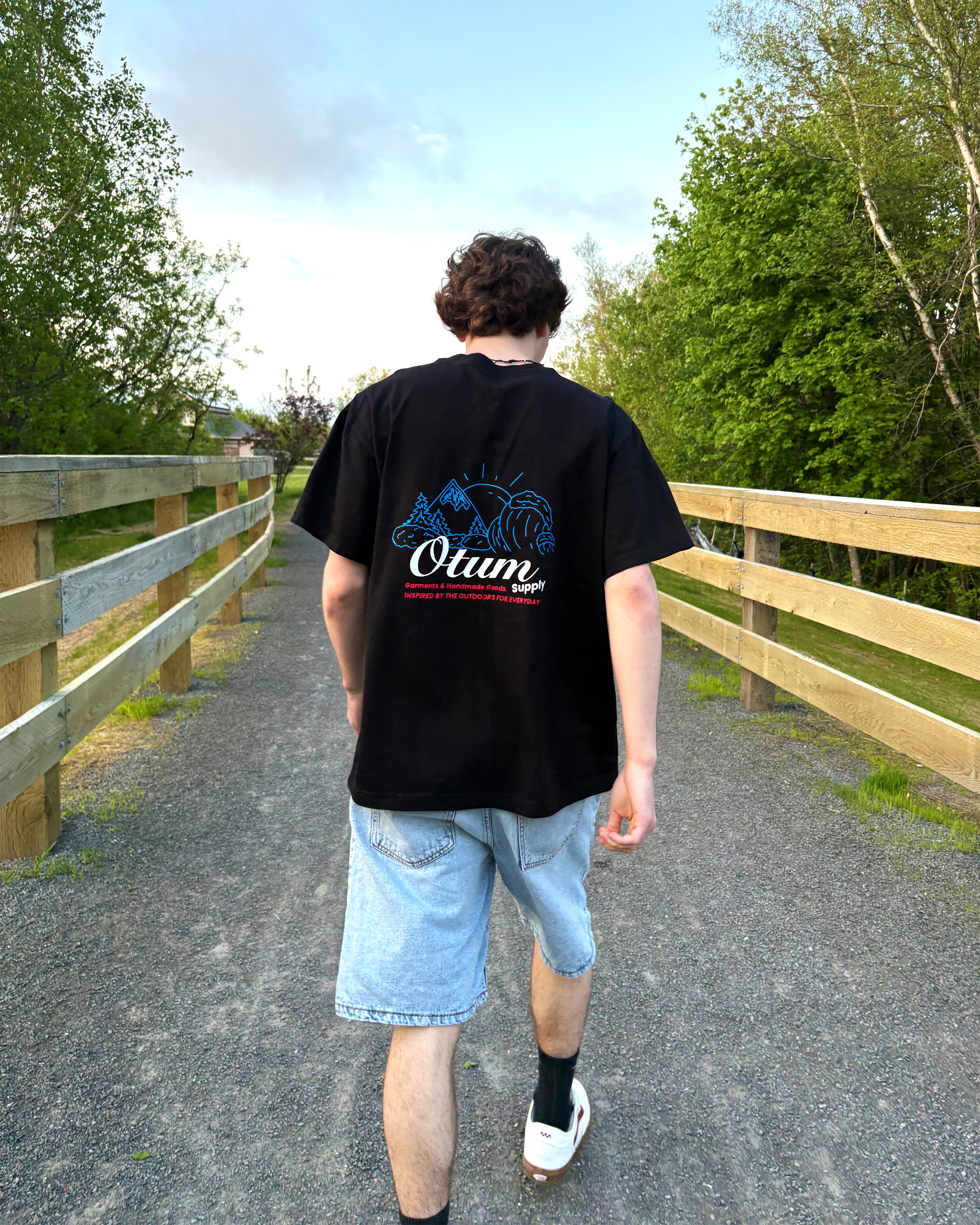 SEASONS TEE | BLACK